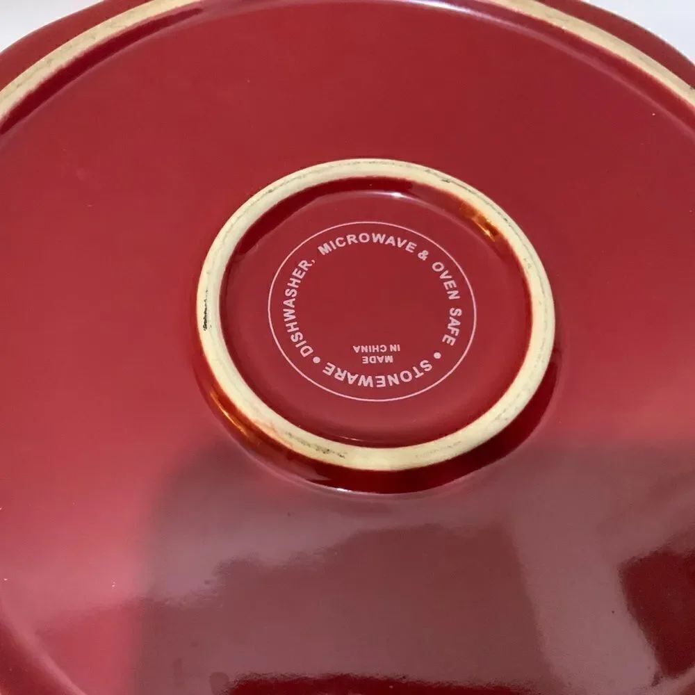 New Red Ceramic 11" Pie Plate / Casserole Dish Cornbread Pan w/ Scalloped Edges - Picture 5 of 7